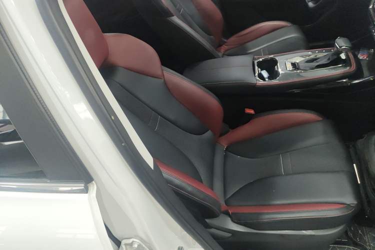 Used CHANGAN OSHAN X5 2021 1.5T DCT Flagship Edition Right Front Seat