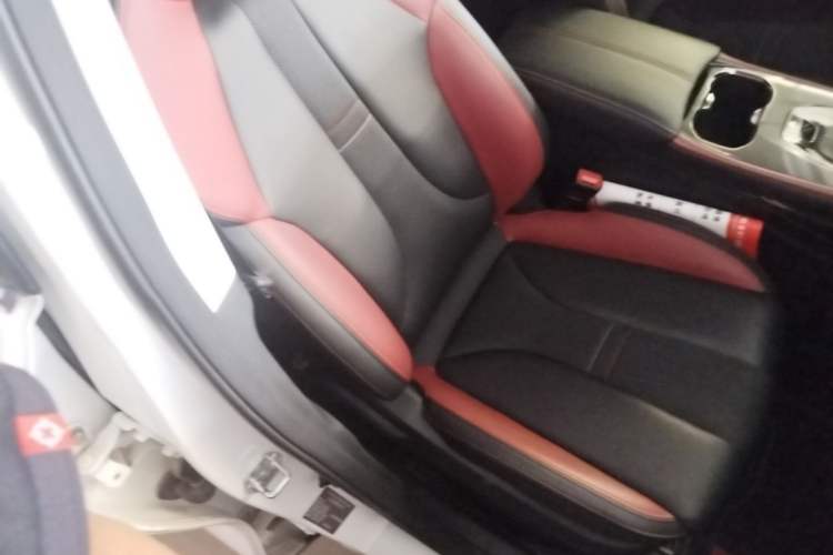 Used CHANGAN OSHAN X5 2021 1.5T DCT Luxury Edition Right Front Seat