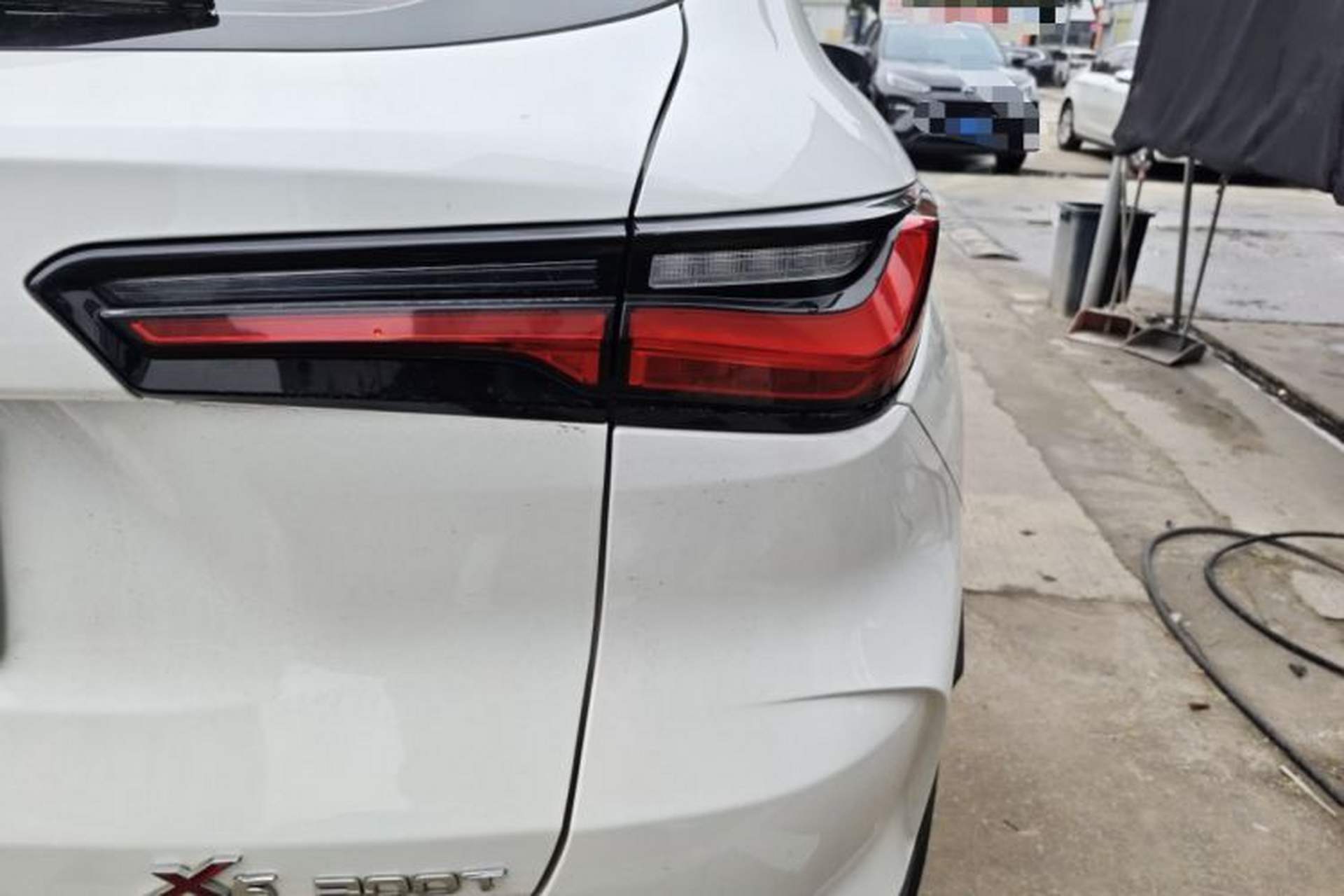 Used CHANGAN OSHAN X5 2021 1.5T DCT Flagship Edition Right Rear Taillight