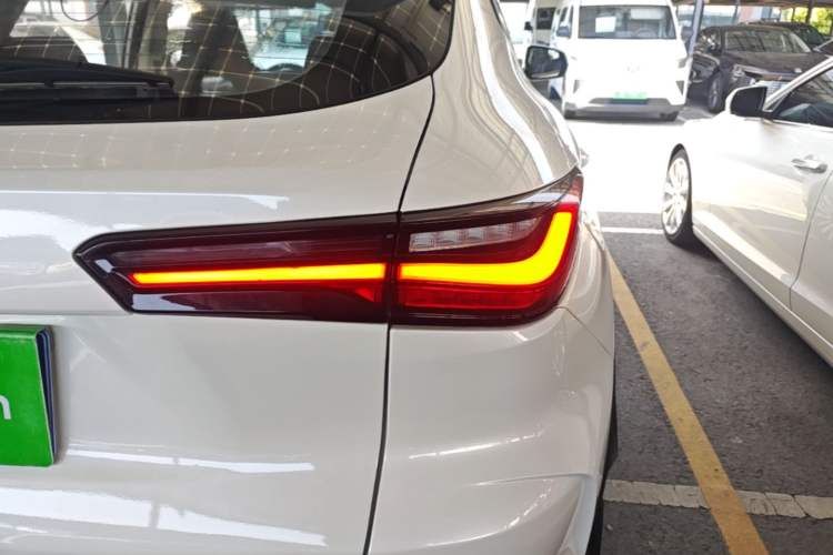 Used CHANGAN OSHAN X5 2021 1.6L CVT Luxury Model Right Rear Taillight