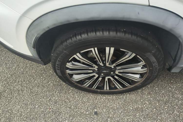 Used CHANGAN OSHAN X5 2021 1.6L CVT Luxury Model Right Rear Wheel Hub