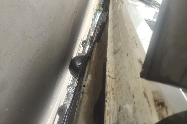 Used CHANGAN OSHAN X5 2021 Revised Version 1.5T DCT Luxury Edition Right Side Sill