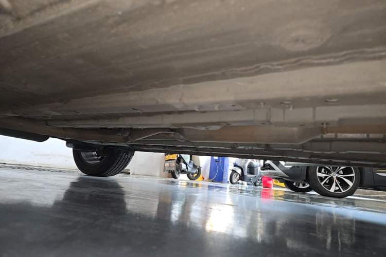 Used CHANGAN OSHAN X5 2021 1.5T DCT Prestige Edition Right Side Sill
