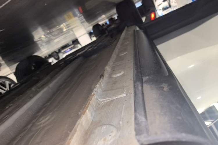 Used CHANGAN OSHAN X5 2021 1.5T DCT Prestige Edition Right Side Sill