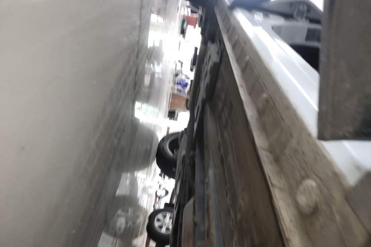 Used CHANGAN OSHAN X5 2021 1.5T DCT Prestige Edition Right Side Sill