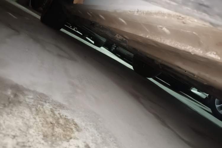 Used CHANGAN OSHAN X5 2021 1.5T DCT Prestige Edition Right Side Sill