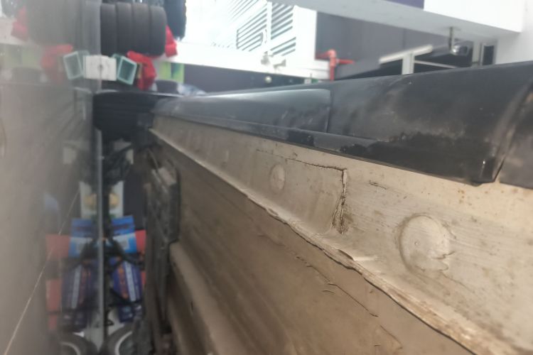 Used CHANGAN OSHAN X5 2021 Revised Version 1.6L Manual Luxury Edition Right Side Sill
