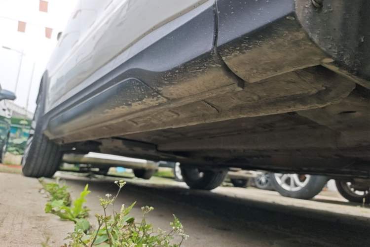 Used CHANGAN OSHAN X5 2021 Revised Version 1.5T DCT Luxury Edition Right Side Sill