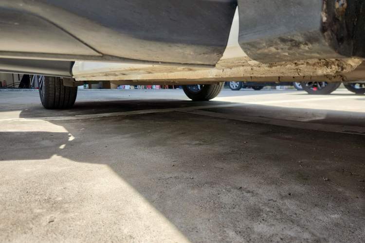 Used CHANGAN OSHAN X5 2021 1.5T DCT Prestige Edition Right Side Sill