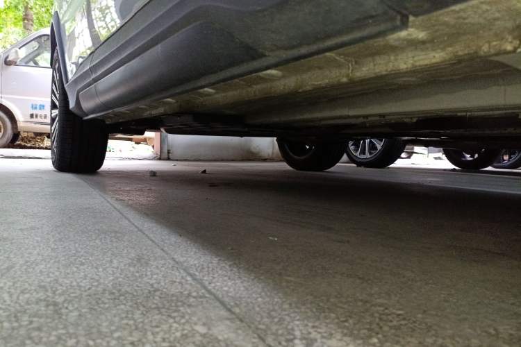 Used CHANGAN OSHAN X5 2021 1.5T DCT Prestige Edition Right Side Sill