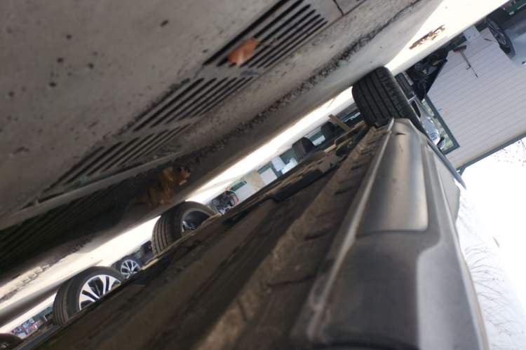 Used CHANGAN OSHAN X5 2021 1.5T DCT Flagship Edition Right Side Sill