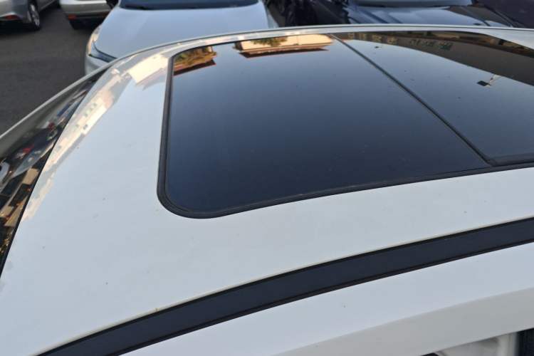 Used CHANGAN OSHAN X5 2021 1.5T DCT Prestige Edition Roof