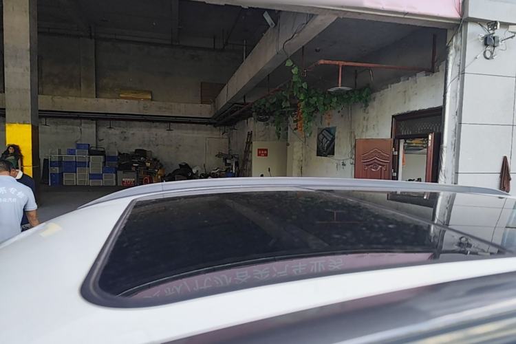 Used CHANGAN OSHAN X5 2021 1.5T DCT Flagship Edition Roof