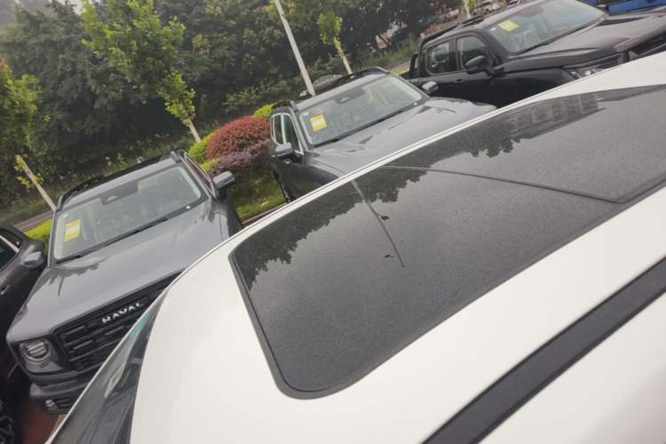 Used CHANGAN OSHAN X5 2021 1.5T DCT Prestige Edition Roof