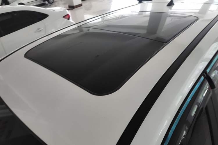 Used CHANGAN OSHAN X5 2021 1.5T DCT Prestige Edition Roof