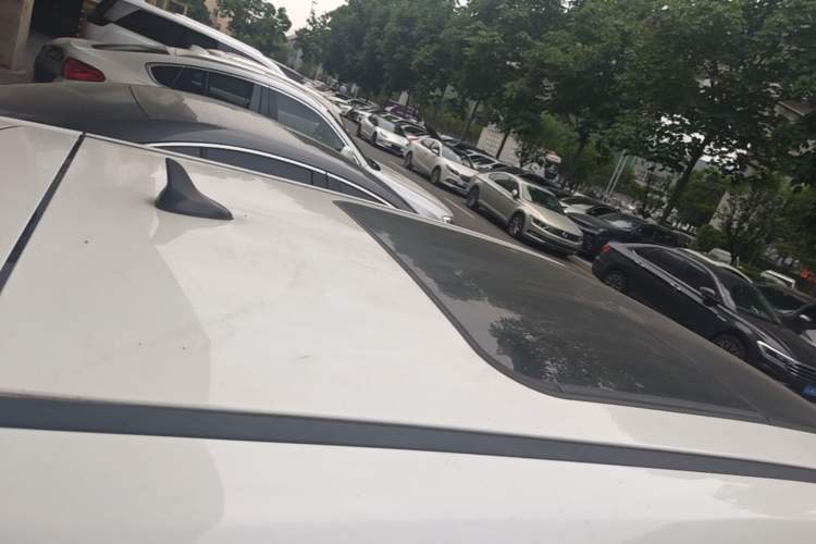 Used CHANGAN OSHAN X5 2021 1.5T DCT Prestige Edition Roof