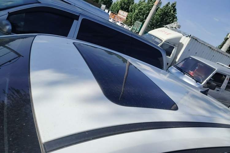 Used CHANGAN OSHAN X5 2021 1.6L CVT Luxury Model Roof