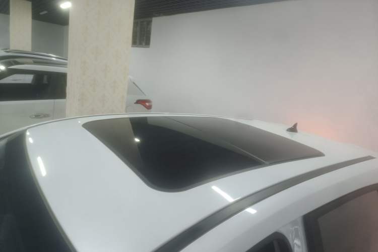 Used CHANGAN OSHAN X5 2021 1.5T DCT Prestige Edition Roof