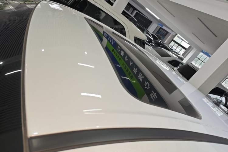 Used CHANGAN OSHAN X5 2021 Revised Version 1.5T DCT Luxury Edition Roof