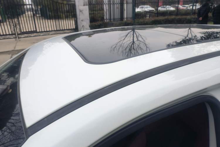 Used CHANGAN OSHAN X5 2021 1.5T DCT Prestige Edition Roof