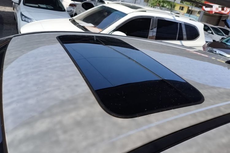 Used CHANGAN OSHAN X5 2021 Revised Version 1.5T DCT Luxury Edition Roof
