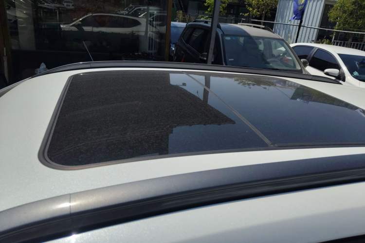 Used CHANGAN OSHAN X5 2021 1.5T DCT Flagship Edition Roof