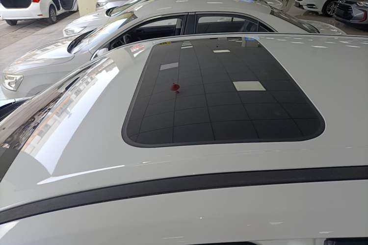 Used CHANGAN OSHAN X5 2021 1.5T DCT Luxury Edition Roof