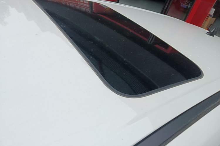 Used CHANGAN OSHAN X5 2021 Revised Version 1.5T DCT Luxury Edition Roof