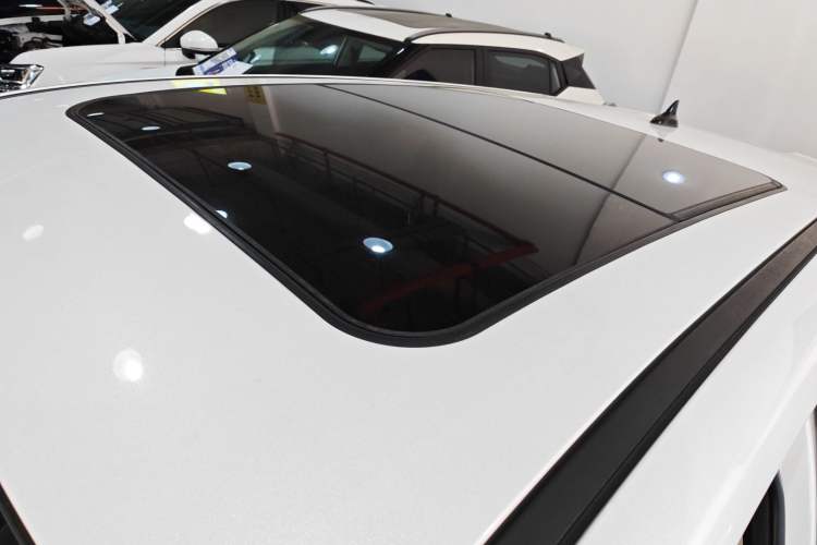 Used CHANGAN OSHAN X5 2021 1.5T DCT Prestige Edition Roof