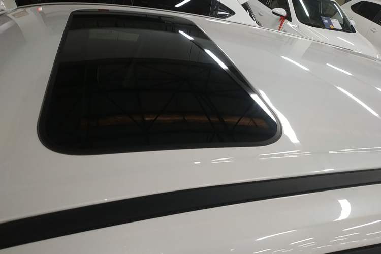 Used CHANGAN OSHAN X5 2021 Revised Version 1.5T DCT Luxury Edition Roof