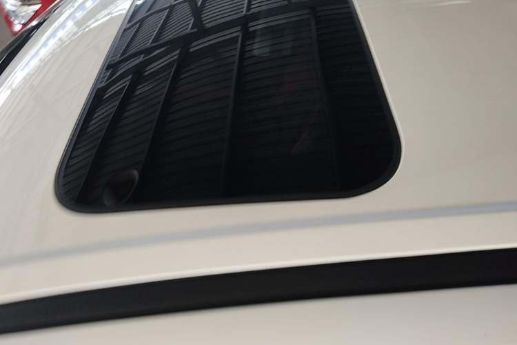 Used CHANGAN OSHAN X5 2021 1.5T DCT Luxury Edition Roof
