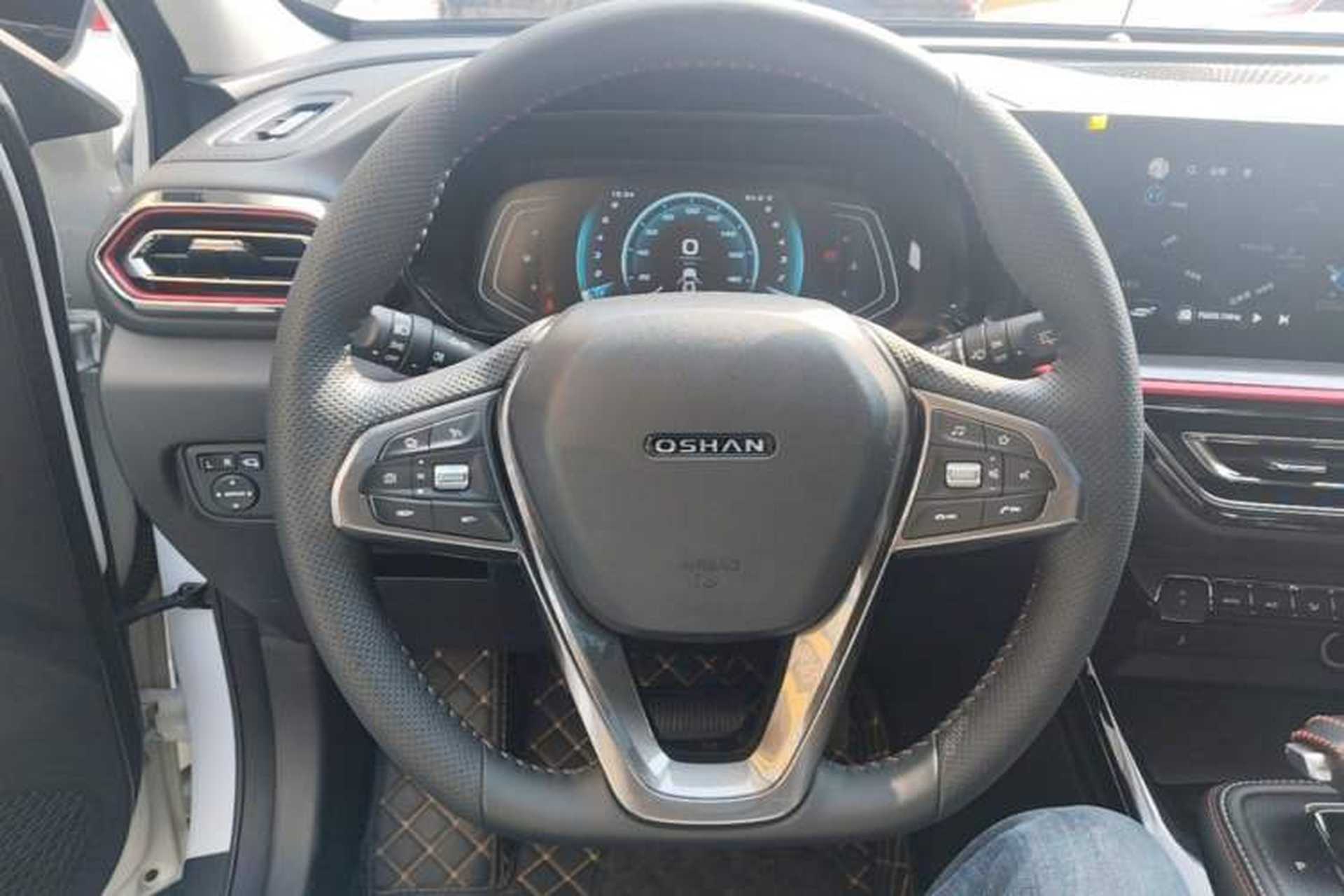 Used CHANGAN OSHAN X5 2021 1.5T DCT Flagship Edition Steering Wheel