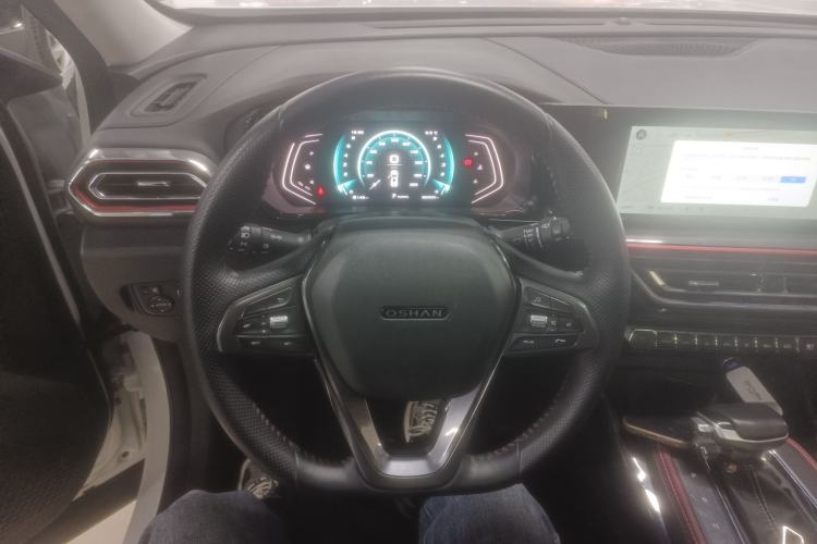 Used CHANGAN OSHAN X5 2021 1.5T DCT Prestige Edition Steering Wheel