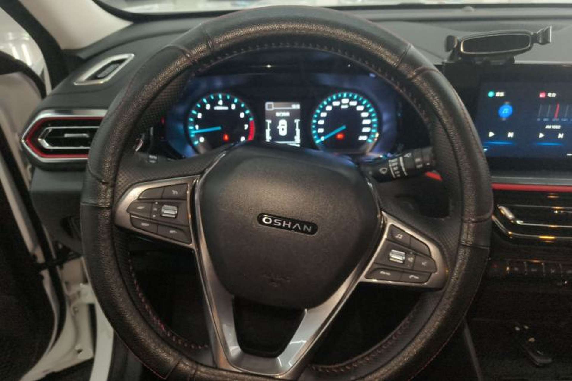 Used CHANGAN OSHAN X5 2021 Revised Version 1.6L Manual Luxury Edition Steering Wheel