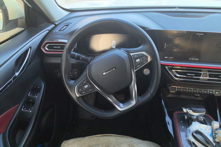 Used CHANGAN OSHAN X5 2021 1.5T DCT Prestige Edition Steering Wheel