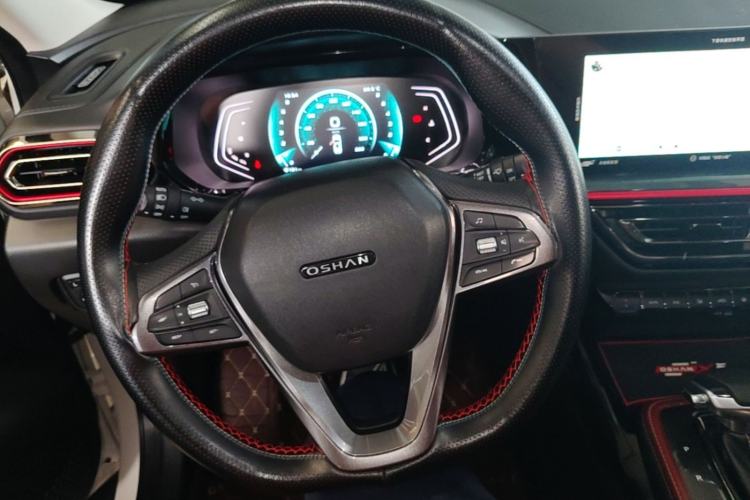 Used CHANGAN OSHAN X5 2021 1.5T DCT Prestige Edition Steering Wheel