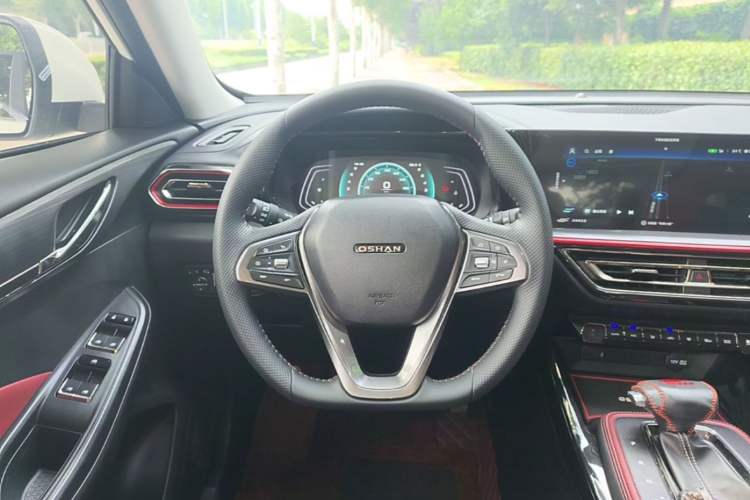 Used CHANGAN OSHAN X5 2021 1.5T DCT Flagship Edition Steering Wheel