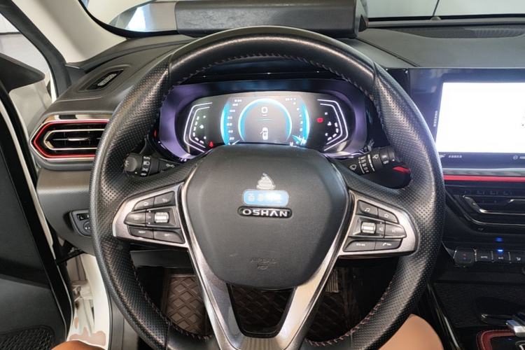 Used CHANGAN OSHAN X5 2021 1.5T DCT Flagship Edition Steering Wheel