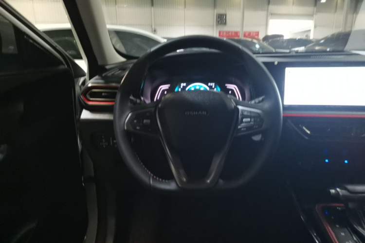 Used CHANGAN OSHAN X5 2021 1.5T DCT Prestige Edition Steering Wheel