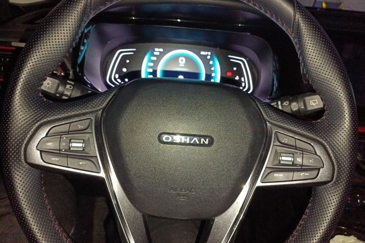 Used CHANGAN OSHAN X5 2021 1.6L CVT Luxury Model Steering Wheel