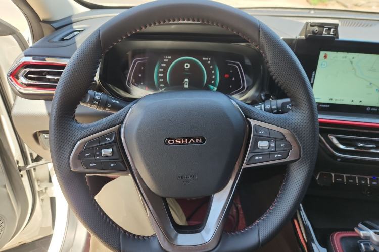 Used CHANGAN OSHAN X5 2021 1.5T DCT Prestige Edition Steering Wheel