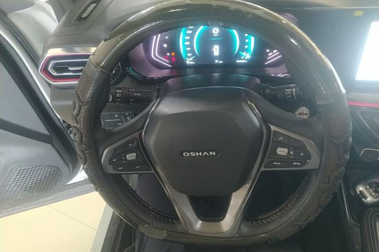 Used CHANGAN OSHAN X5 2021 1.6L CVT Luxury Model Steering Wheel