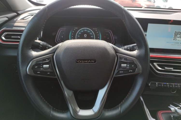Used CHANGAN OSHAN X5 2021 1.5T DCT Prestige Edition Steering Wheel