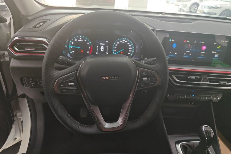Used CHANGAN OSHAN X5 2021 Revised Version 1.6L Manual Luxury Edition Steering Wheel