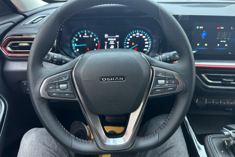 Used CHANGAN OSHAN X5 2021 1.5T DCT Luxury Edition Steering Wheel