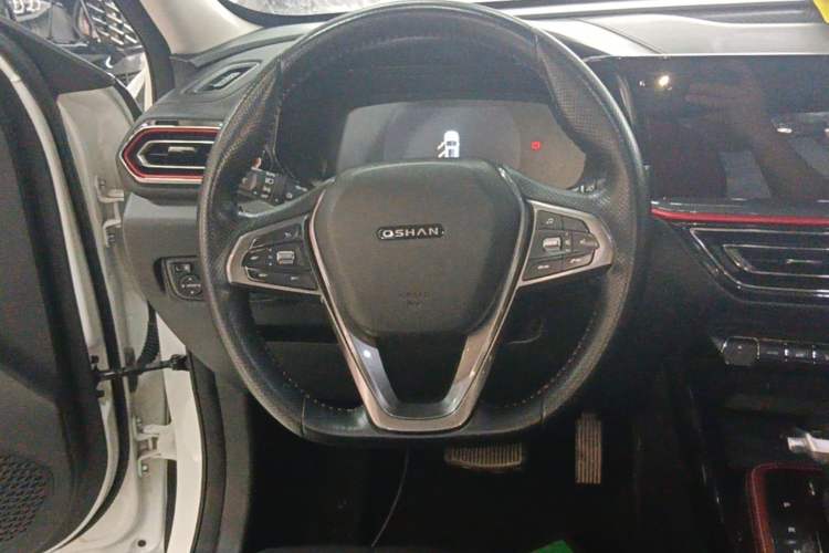 Used CHANGAN OSHAN X5 2021 1.5T DCT Prestige Edition Steering Wheel