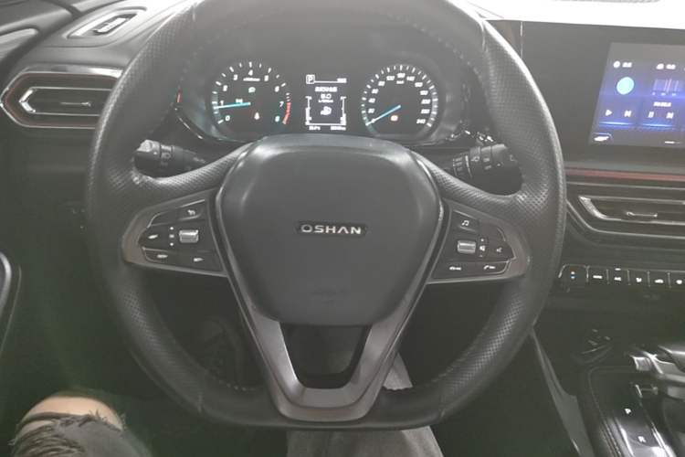 Used CHANGAN OSHAN X5 2021 1.6L CVT Comfort Model Steering Wheel