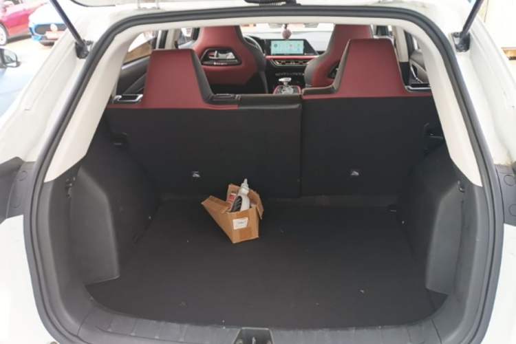 Used CHANGAN OSHAN X5 2021 1.5T DCT Flagship Edition Trunk