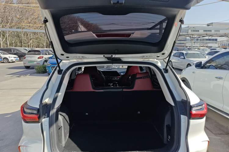 Used CHANGAN OSHAN X5 2021 1.5T DCT Prestige Edition Trunk