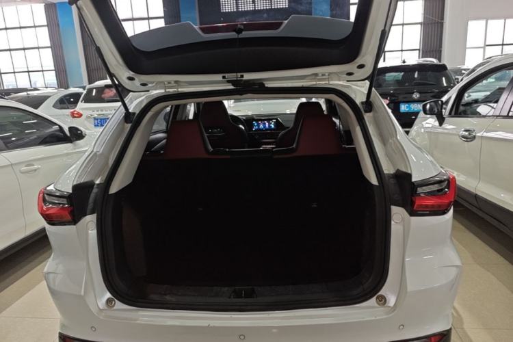Used CHANGAN OSHAN X5 2021 Revised Version 1.5T DCT Luxury Edition Trunk